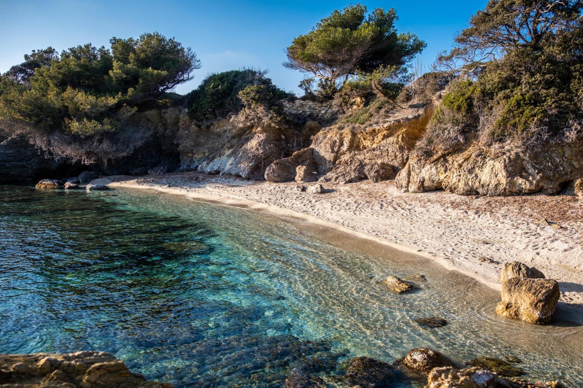 Hotel Helios & Spa - Ile Des Embiez Six-Fours-les-Plages Luaran gambar